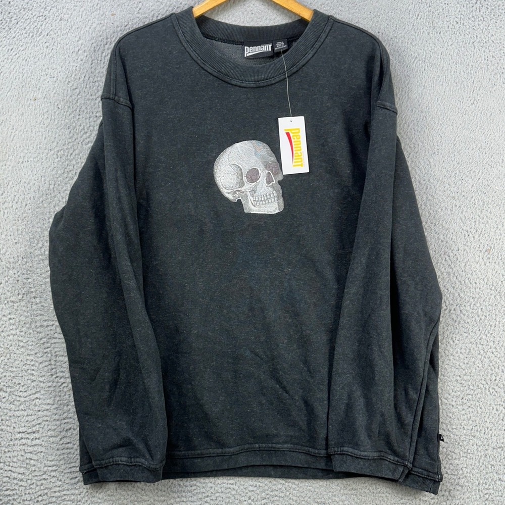 Pennant T-Shirt Long Sleeve Tee Mens XL Black Skull Graphic Crewneck Outdoor NEW